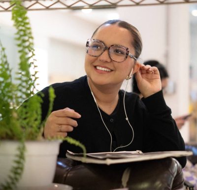 photo_4931751478616067039_y